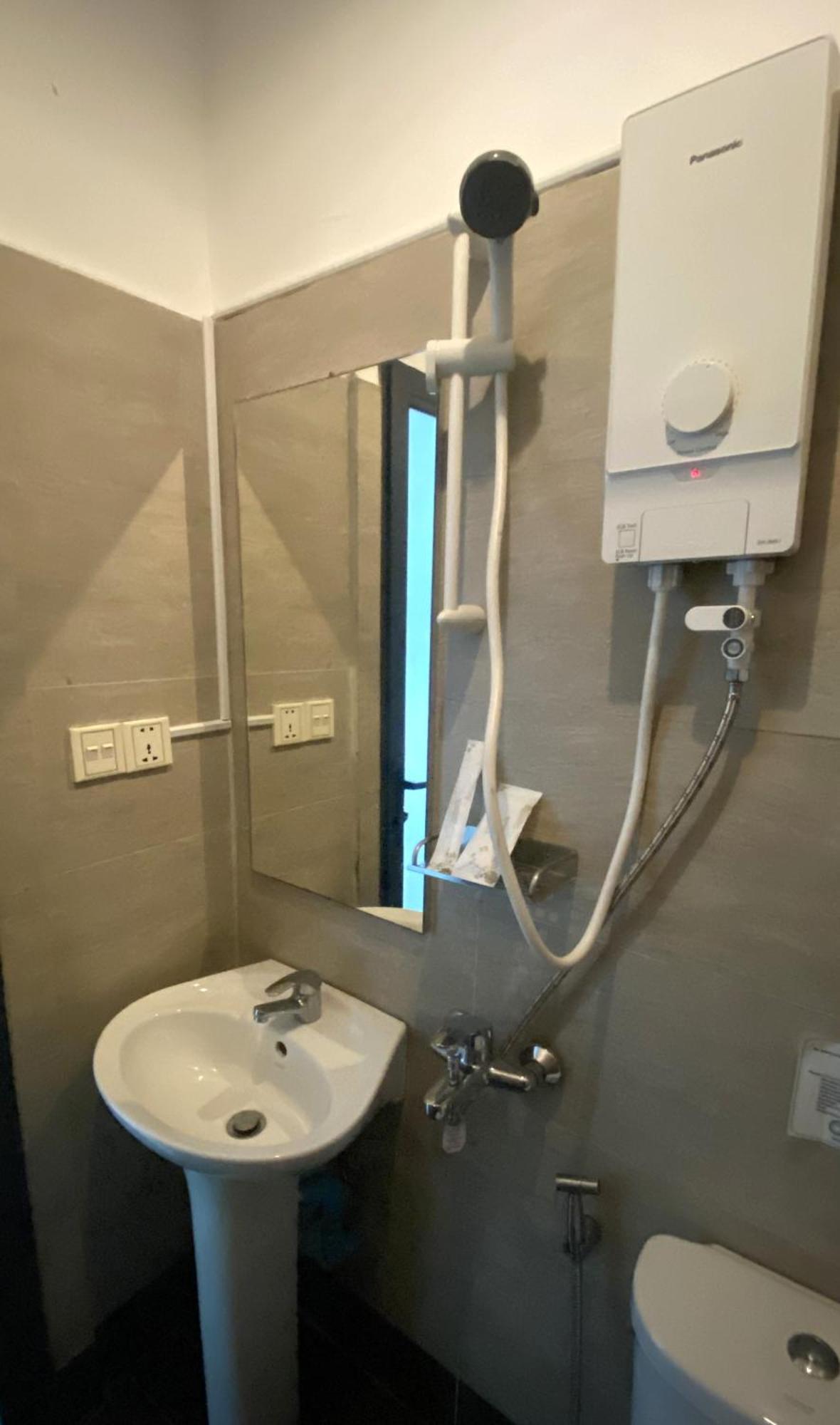Hostel Fuji Пном Пен Екстериор снимка
