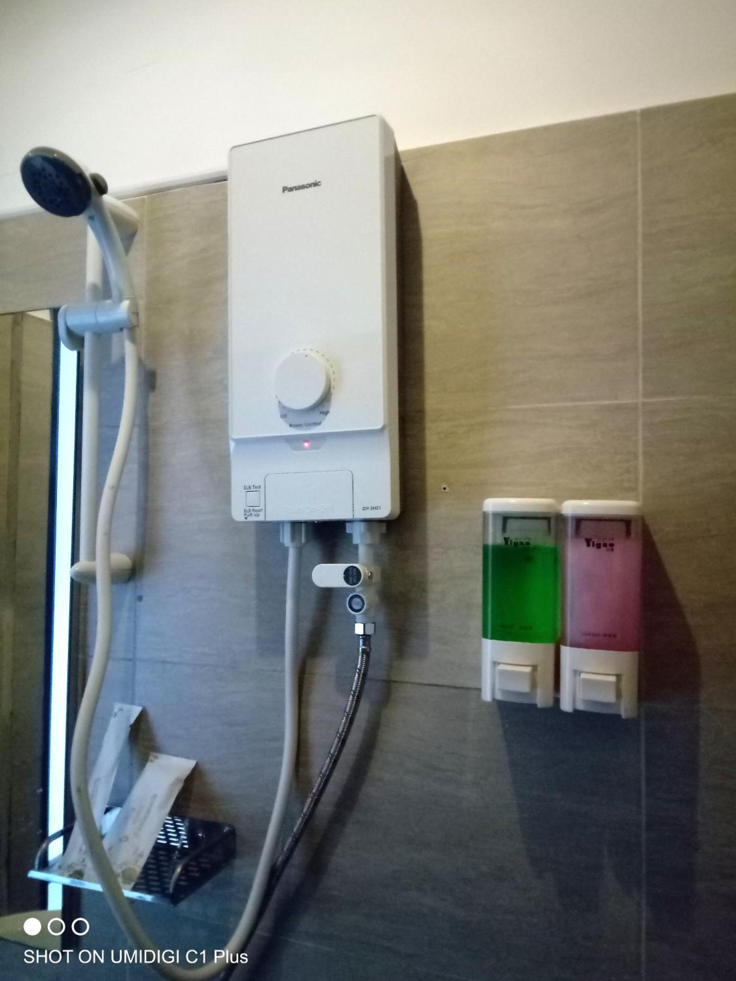 Hostel Fuji Пном Пен Екстериор снимка